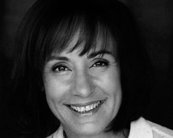 Laurie  Metcalf