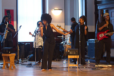 The local R&B/Soul band Aniba Hotep & the Sol Collective rocked the event with two great sets of 70s era songs