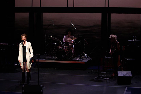 Sandra Bernhard and The Rebellious Jezebels