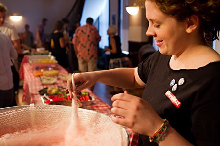 Steppenwolf staff member Kendra Miller makes a Fresh batch of cotton candy