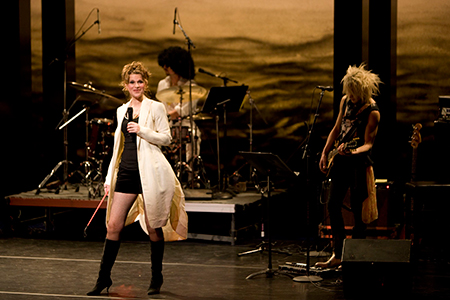 Sandra Bernhard and The Rebellious Jezebels