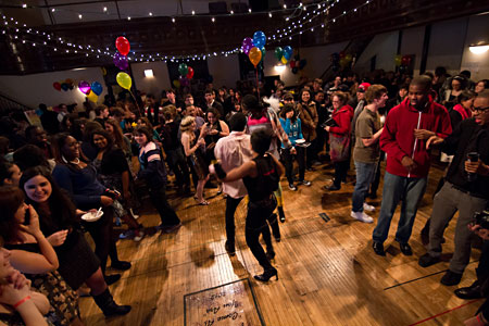 Teens break it down on the dance floor
