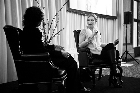 Steppenwolf Artistic Director Martha Lavey and Honoree Joan Allen.